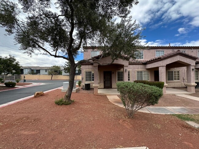 Building Photo - CORTE MADERA