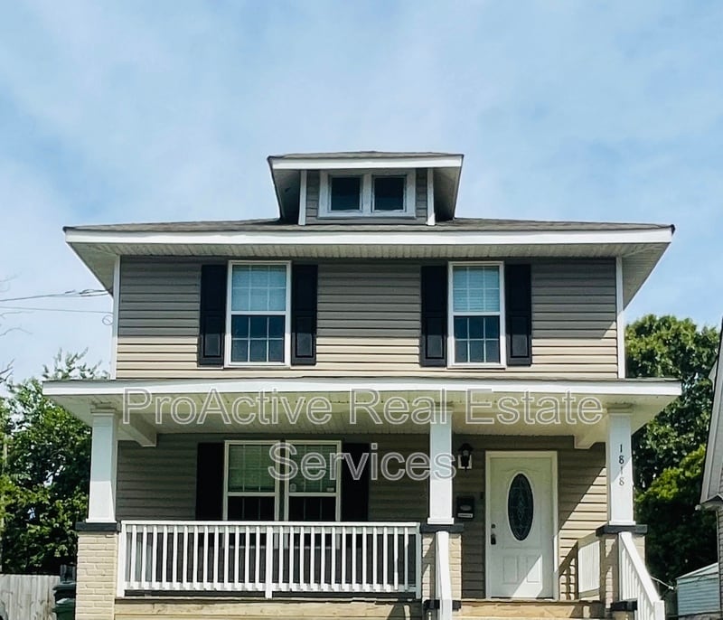 Primary Photo - 1818 Canton Ave