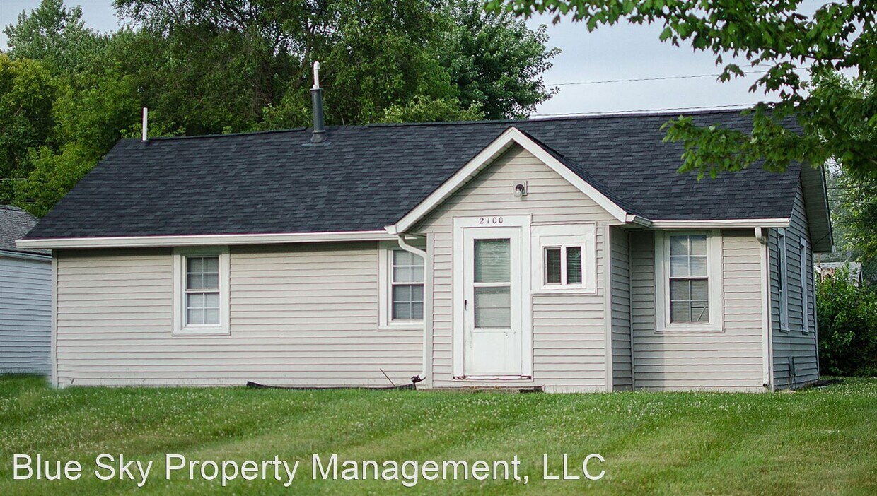 Primary Photo - 3 br, 1 bath House - 2100 N Hollywood Ave