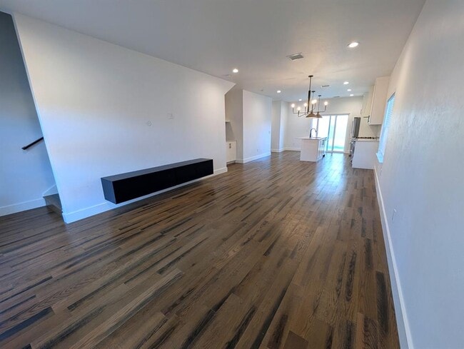 Building Photo - 2446 NW 48th St