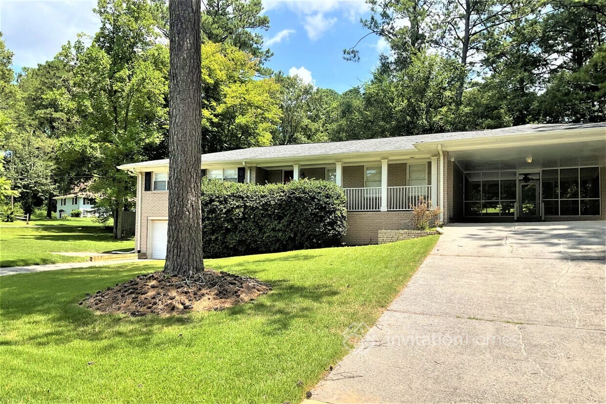 Primary Photo - 640 Suholden Cir NE