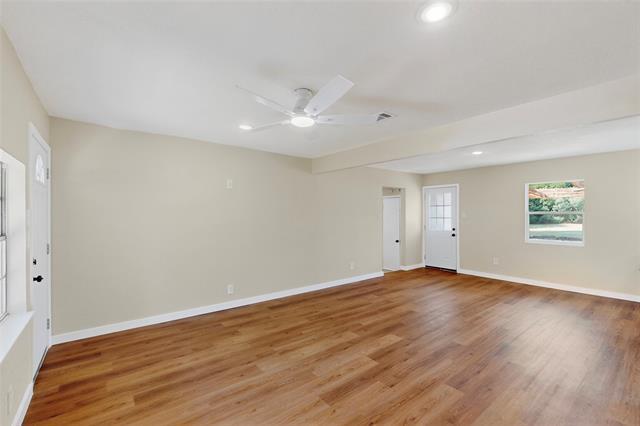 Building Photo - 5637 Bonnie Dr