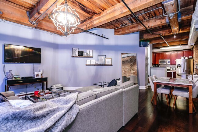 Living Room - 225 W Huron St