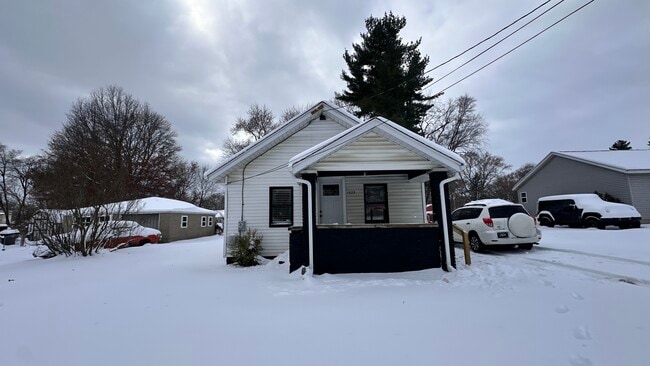 Building Photo - 1523 Osolo Rd