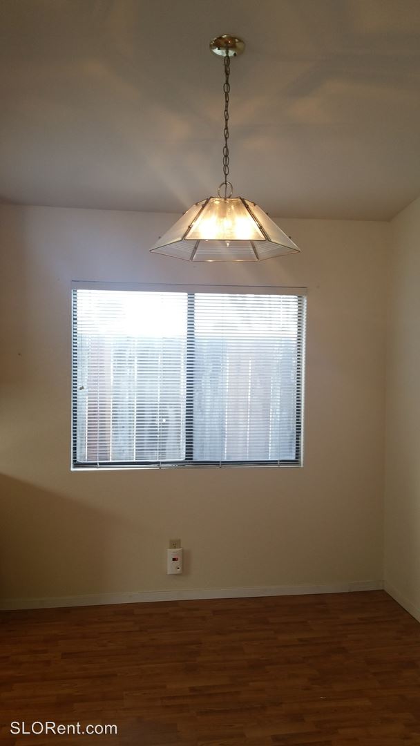 Foto del edificio - 1186 Santa Ynez Ave