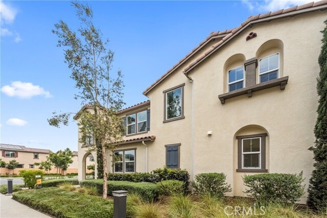 Building Photo - 4281 S Hermosa Paseo