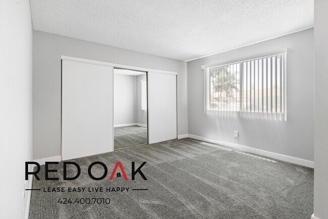 Foto del edificio - 13325 Heacock St