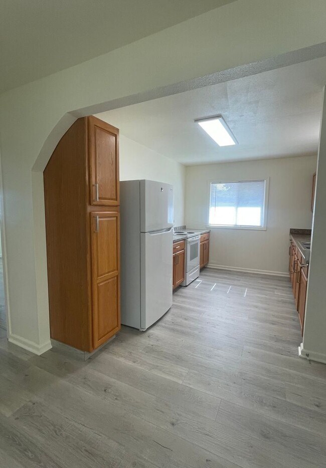Foto del edificio - 2538-2556 Lanning Ave