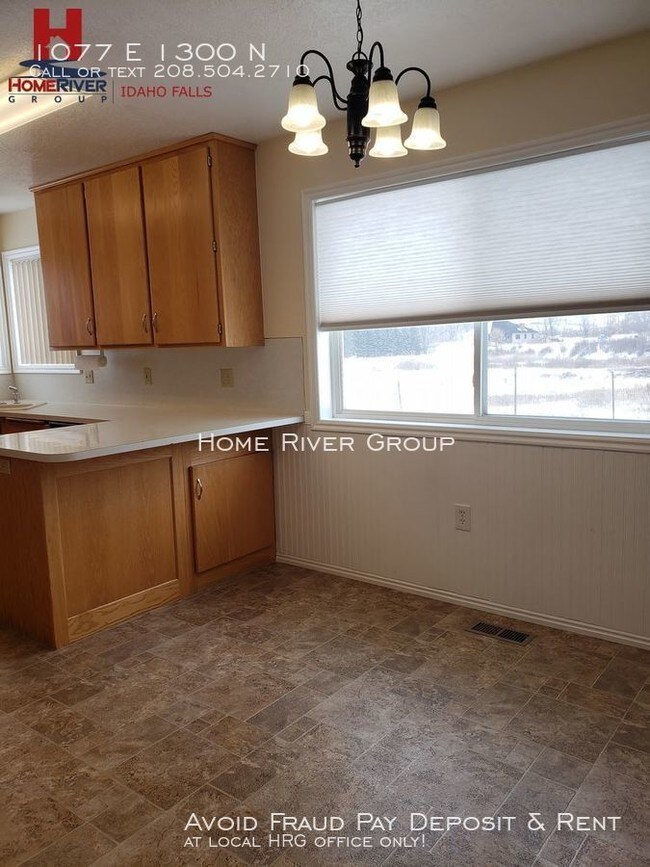 Foto del edificio - 1077 E 1300 N