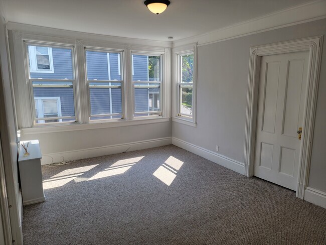 Living room - 22 Fairview Ave