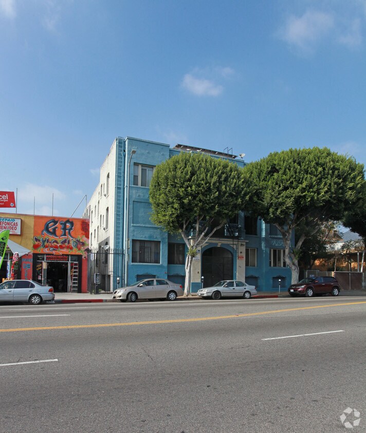 Building Photo - 1237 S Alvarado St Apartments