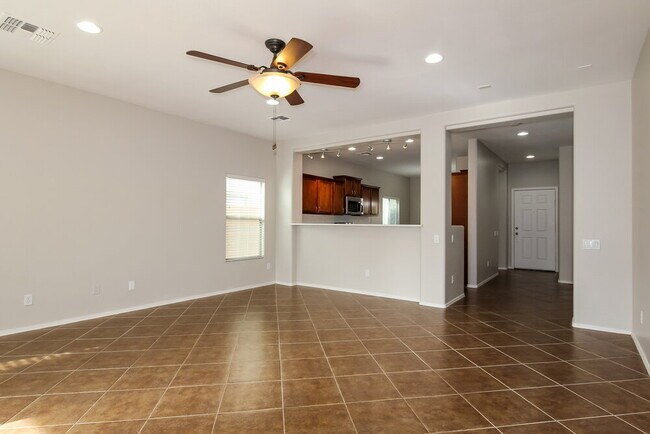 Building Photo - 5217 W Shumway Farm Rd