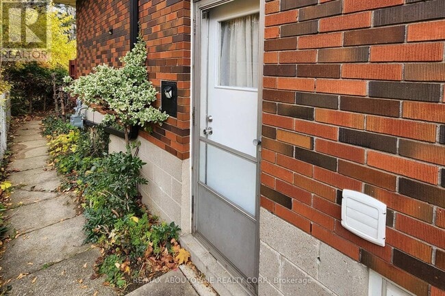 Building Photo - 12 Ramsey Crescent