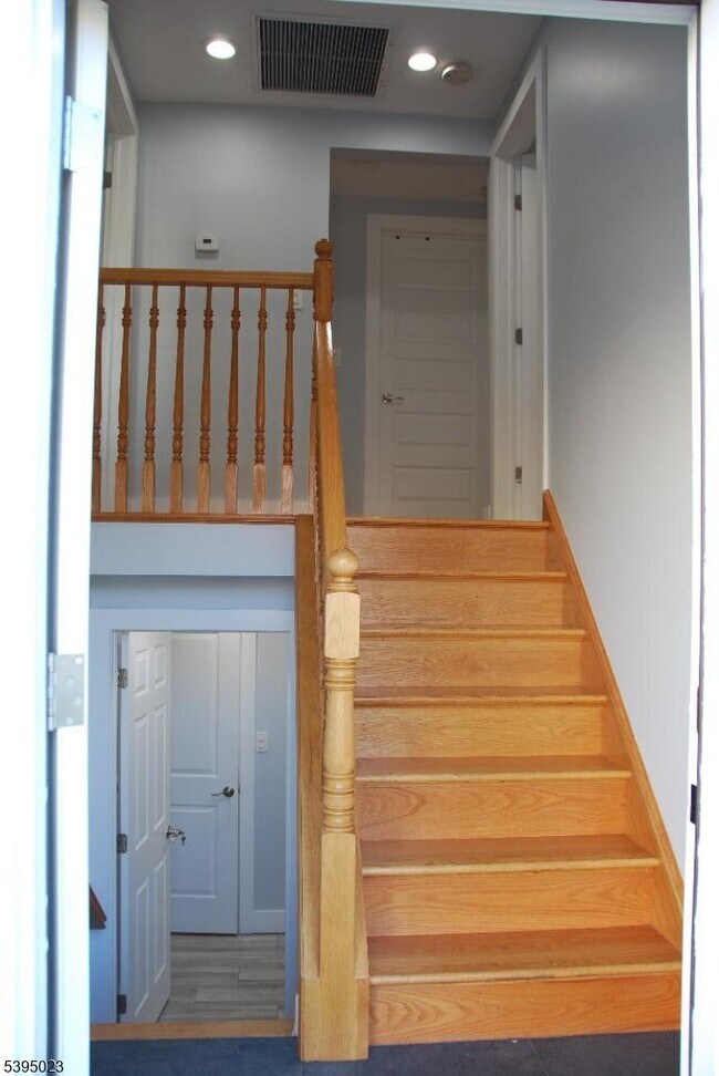 Foto del edificio - 229 Monroe St