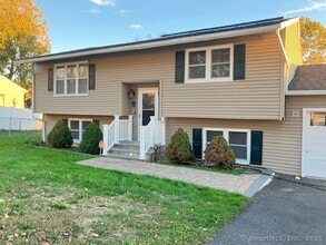 Building Photo - 62 Brookfield Rd