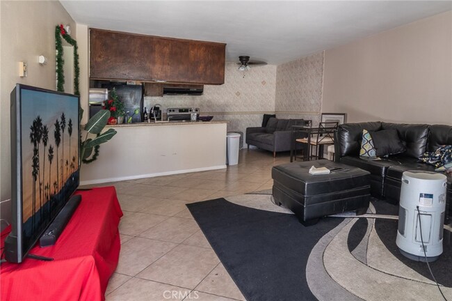 Foto del edificio - 5530 Ackerfield Ave