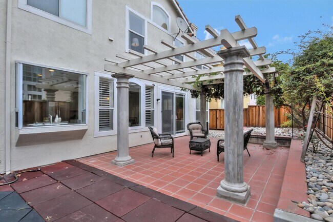 Building Photo - 1238 Townsend Park Cir