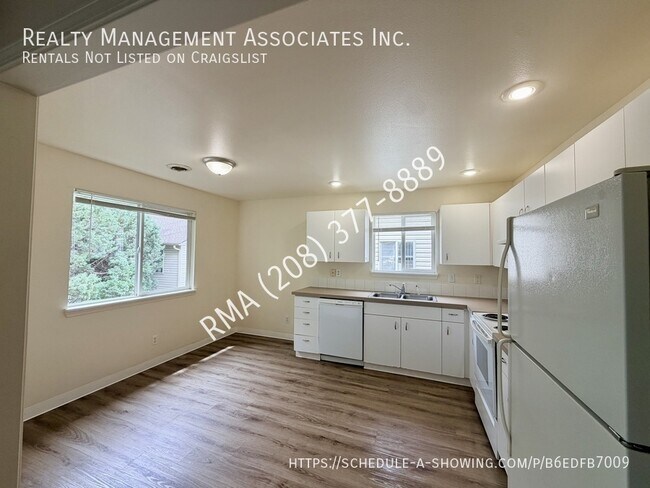 Foto del edificio - 825 N White Barn Rd