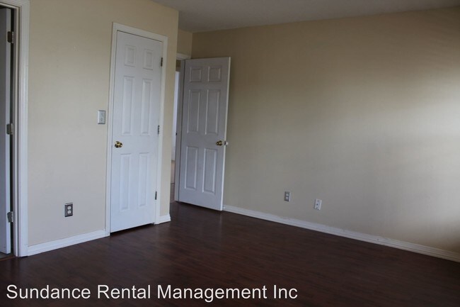 Building Photo - 442 Apple Dr