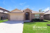 Foto principal - 1252 Edgewater Dr