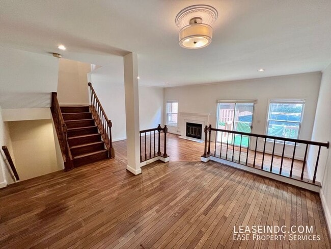 Building Photo - 1445 Hampton Hill Cir