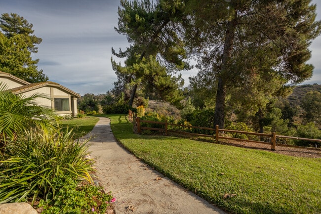 Building Photo - 5244 Edge Park Way