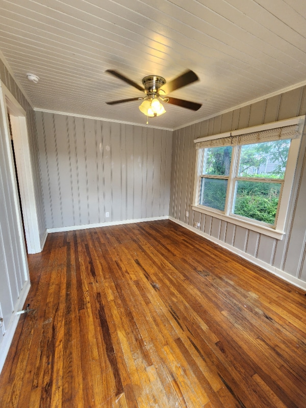 Building Photo - 2300 W Lowden St