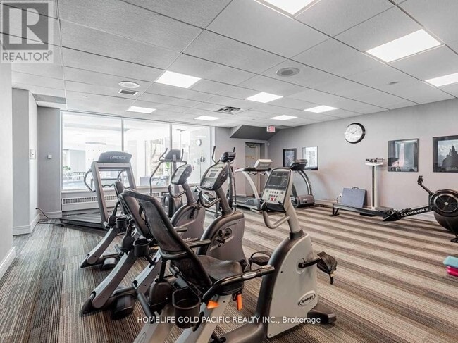 Photo du bâtiment - 3181 Bayview Ave