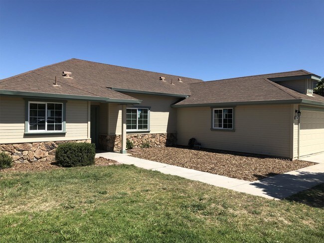 Building Photo - 796 Andalucia Dr