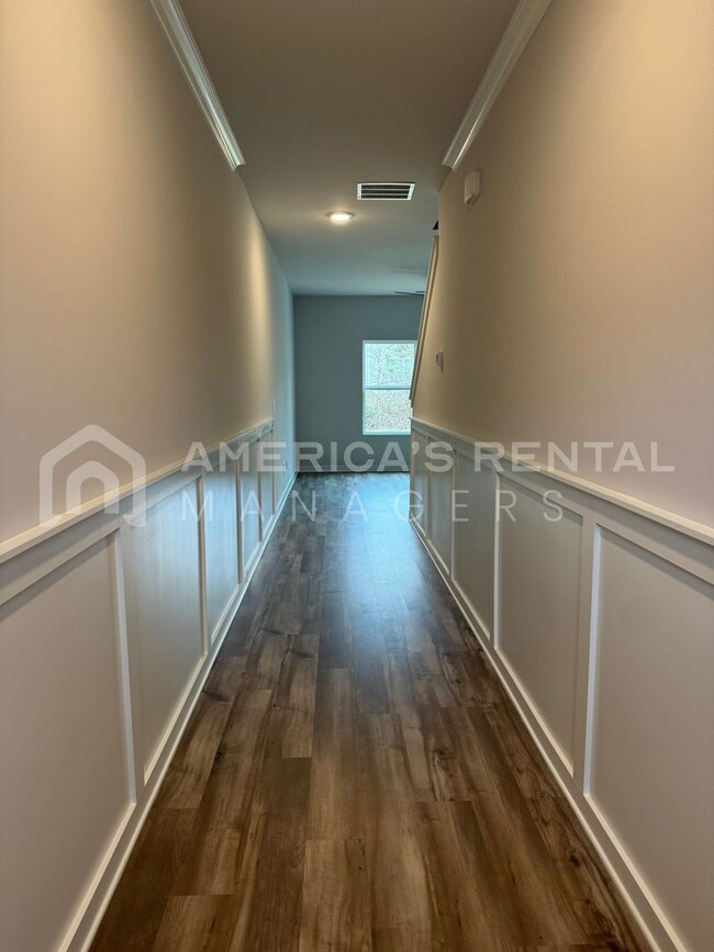 Building Photo - DEPOSIT PENDING! Home in McCalla! Availabl...