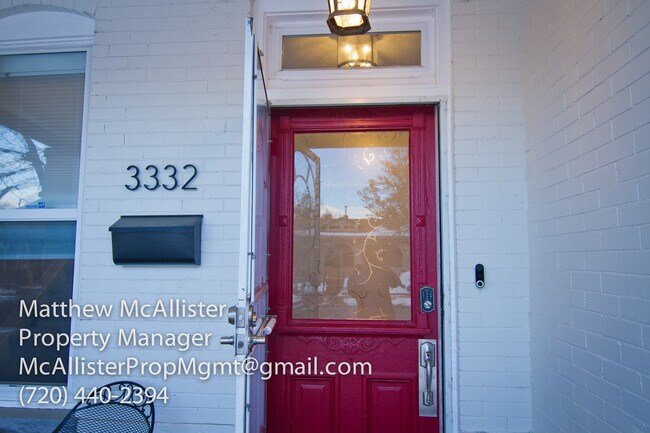 Foto del edificio - 3332 Eliot St