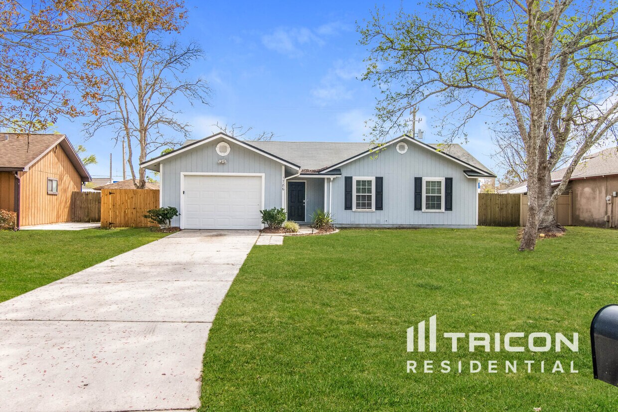 Foto principal - 1786 Shannon Lake Drive Middleburg FL