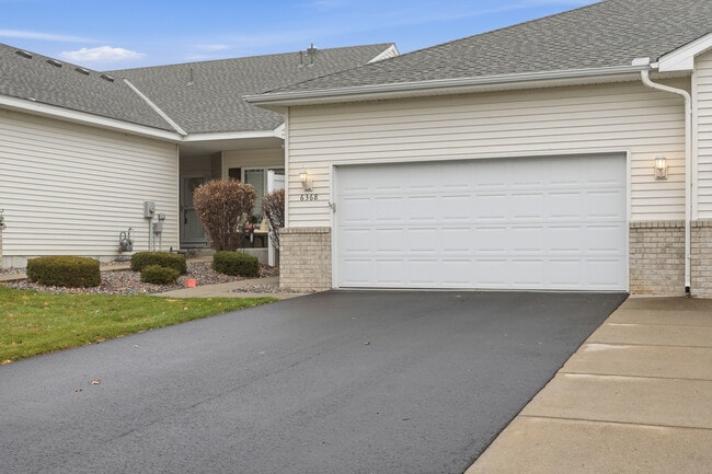 Foto del edificio - 6368 Manchester Ave NE