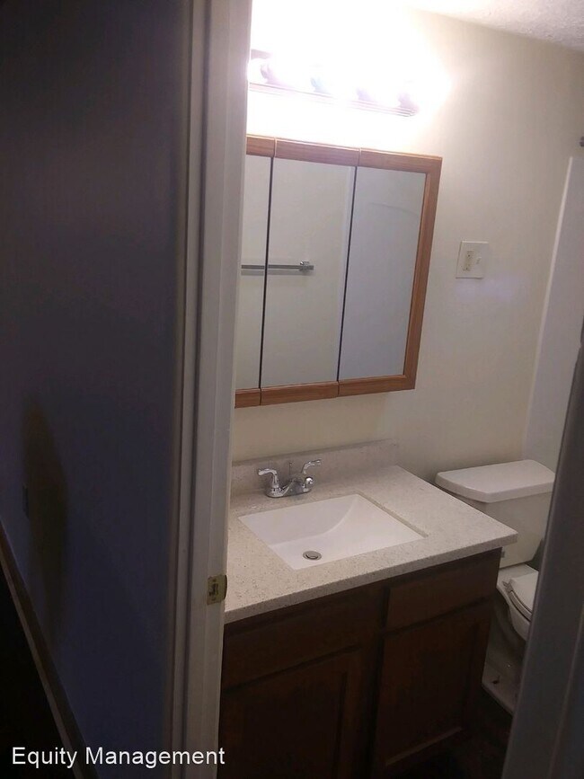 Building Photo - 3 br, 1 bath House - 1144 Prince Drive