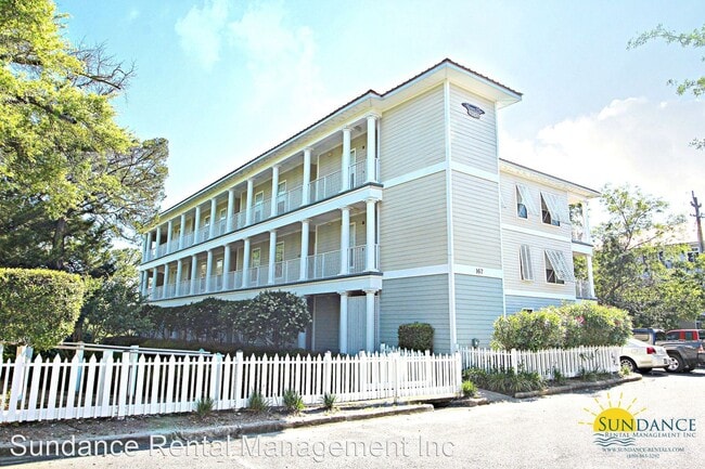 Building Photo - 3 br, 2 bath House - 167 Brooks Street SE ...
