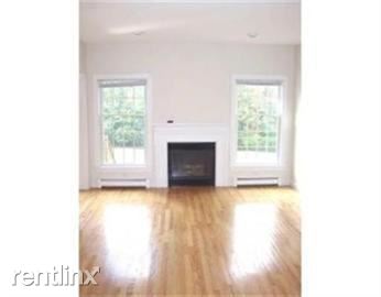 Building Photo - 17 E Quinobequin Rd