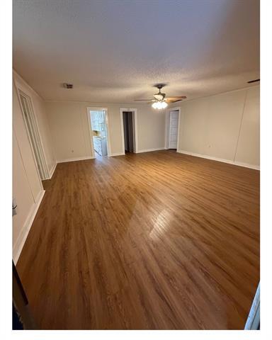 Foto del edificio - 805 W Spring St