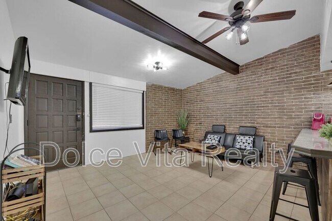 Foto del edificio - 519 S 4th Ave