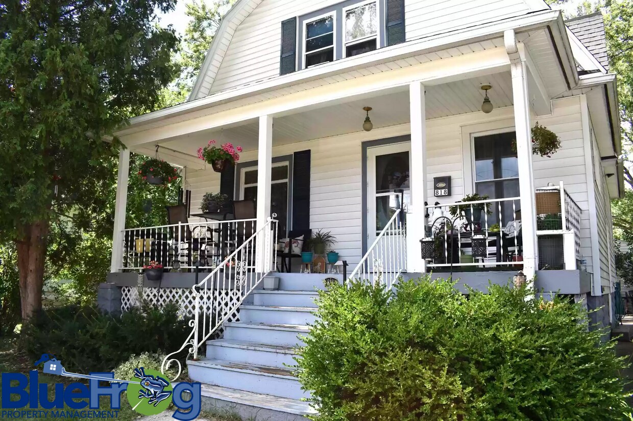 818 S Maple Ave, Green Bay, WI 54304 House Rental in Green Bay, WI