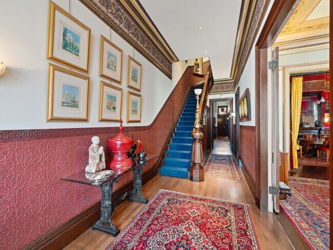 Foto del edificio - Superb & Historic 4 bedroom 3 & 1/2 bathro...