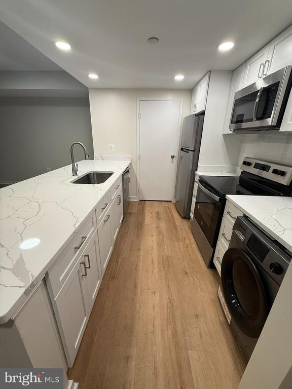 Foto del edificio - 1530 Key Blvd