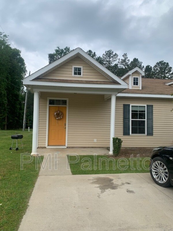 Primary Photo - 115 Fairview Park Dr