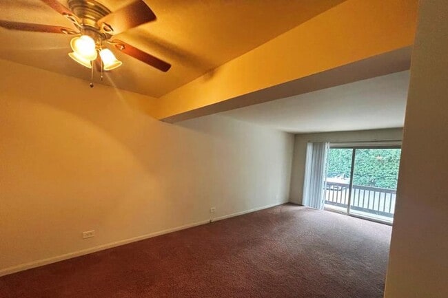 Building Photo - 1 bedroom in Lake Zurich IL 60047