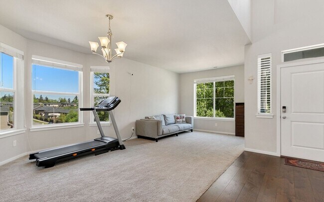 Foto del edificio - Beautifully maintained 4-bedroom, 3.5-bath home in Auburn.