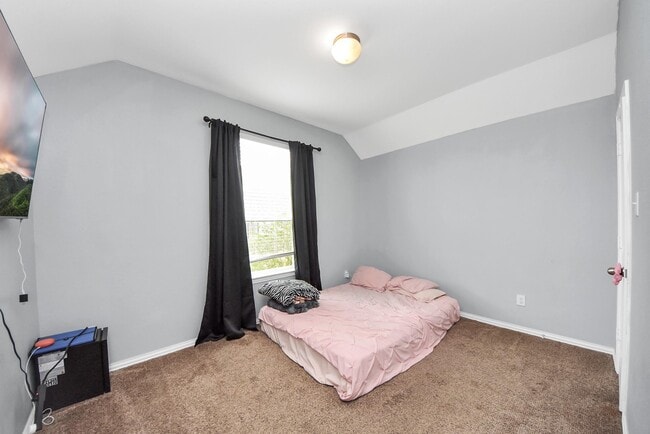 Building Photo - 3714 Tirranna Dr