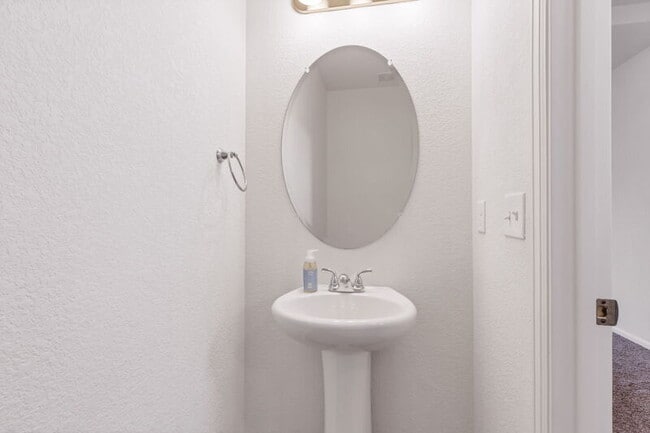 Foto del edificio - 10827 Ventura Ct