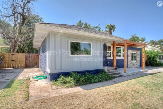 Photo - 1908 Sheffield Rd House