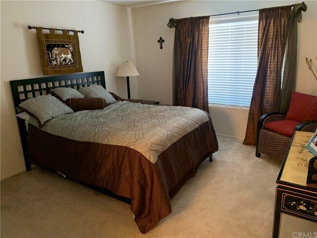 Foto del edificio - 43376 Cook St