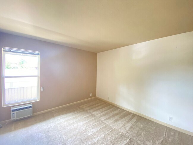 Foto del edificio - Great Condo For Rent