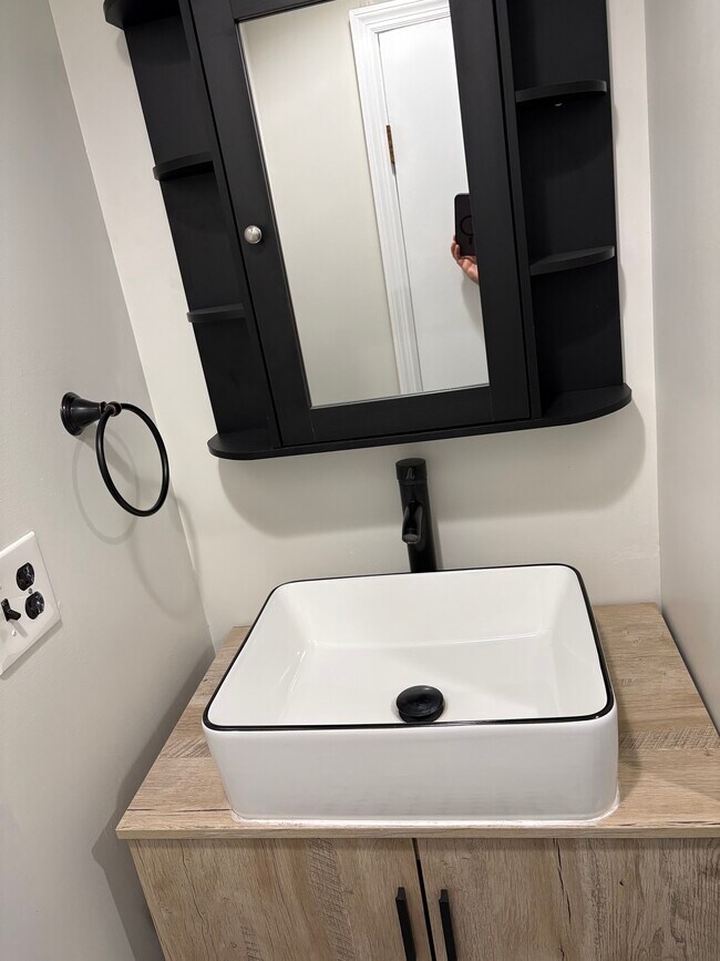 Baño - 108 Ward St
